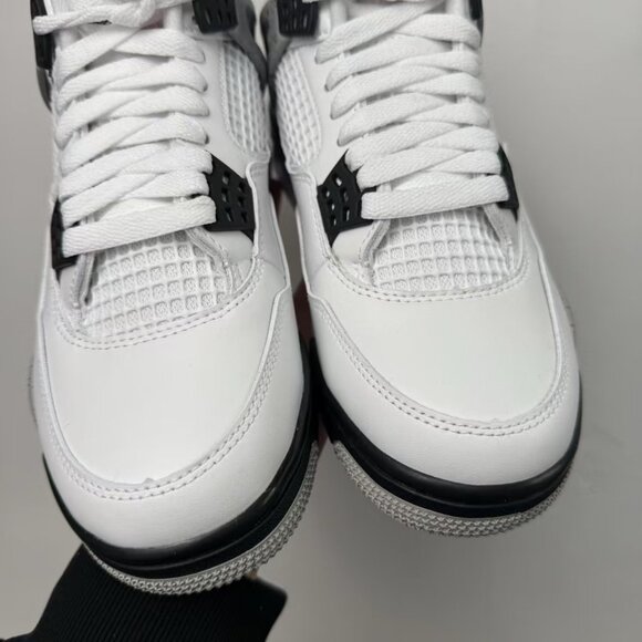 DEADSTOCK Jordan 4 Retro 'White Cement' โข OG NIKE AIR โข FULL SET - Picture 4 of 7